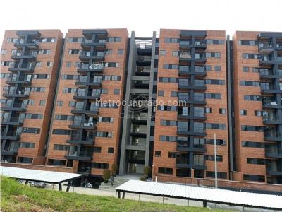 Apartamento de 2 alcobas en venta en Fontibon, Rionegro, 72 m² · foto 2 de 12