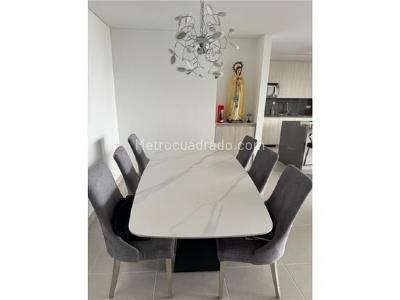 Apartamento de 3 alcobas en venta en Loma De Los Mesa, Envigado, 161 m² · foto 3 de 19