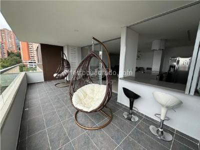 Apartamento de 3 alcobas en venta en Loma De Los Mesa, Envigado, 161 m² · foto 8 de 19