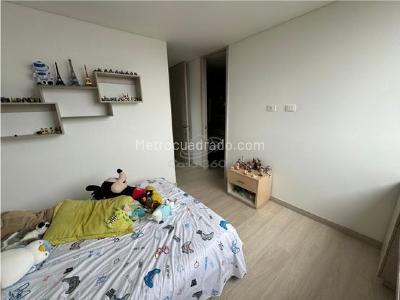 Apartamento de 3 alcobas en venta en Loma De Los Mesa, Envigado, 161 m² · foto 12 de 19