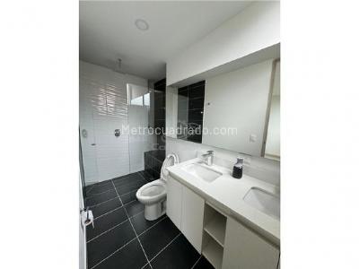 Apartamento de 3 alcobas en venta en Loma De Los Mesa, Envigado, 161 m² · foto 13 de 19