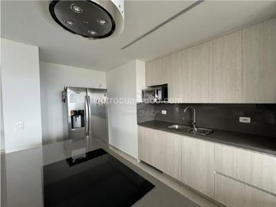 Apartamento de 3 alcobas en venta en Loma De Los Mesa, Envigado, 161 m² · foto 15 de 19