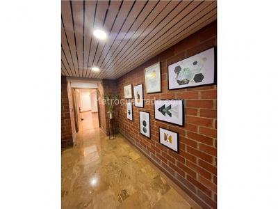 Apartamento de 4 alcobas en venta en El Poblado, Medellín, 264 m² · foto 9 de 15