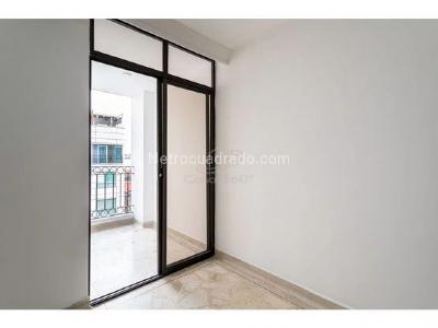 Apartamento en venta en La Floresta, Medellín · foto 17 de 19