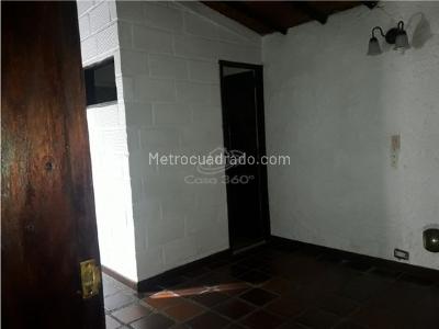 Casa de 3 alcobas en venta en El Velodromo, Medellín, 148 m² · foto 8 de 13