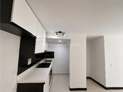 Apartamento de 2 alcobas en venta en Aralias, Bello, 41 m² · foto 3 de 17