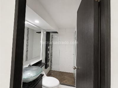Apartamento de 2 alcobas en venta en Aralias, Bello, 41 m² · foto 7 de 17