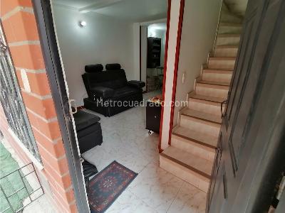 Casa de 3 alcobas en venta en El Altico, Soacha, 66 m² · foto 2 de 20