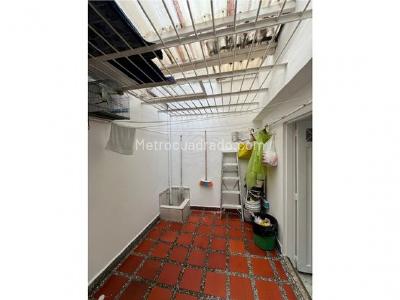 Casa de 3 alcobas en venta en Guayabal, Medellín, 99 m² · foto 2 de 16