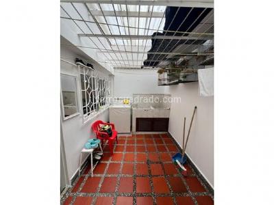 Casa de 3 alcobas en venta en Guayabal, Medellín, 99 m² · foto 4 de 16