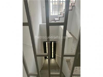 Casa de 3 alcobas en venta en Guayabal, Medellín, 99 m² · foto 8 de 16