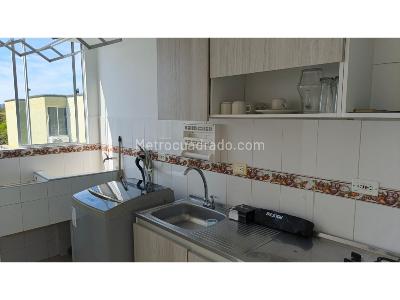 Apartamento de 3 alcobas en venta en Iv Centenario, Neiva, 46 m² · foto 2 de 20