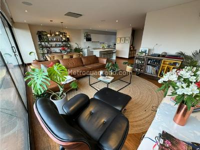 Apartamento de 2 alcobas en arriendo en Los Rosales, Bogotá, 145 m² · foto 7 de 10