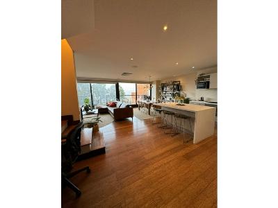 Apartamento de 2 alcobas en arriendo en Los Rosales, Bogotá, 145 m² · foto 10 de 10