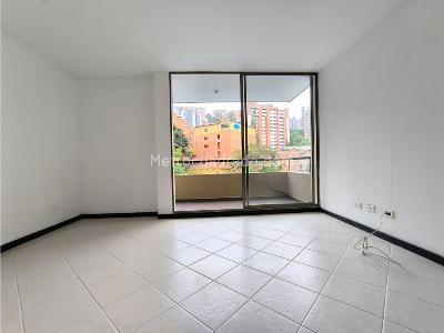 Apartamento de 3 alcobas en venta en El Trianon, Envigado, 65 m² · foto 8 de 20
