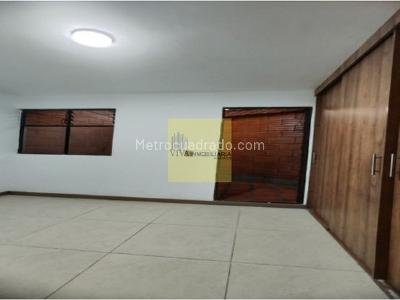 Apartamento de 3 alcobas en venta en Sector Simon Bolivar, Medellín, 80 m² · foto 9 de 14