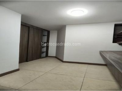 Apartamento de 3 alcobas en venta en Sector Simon Bolivar, Medellín, 80 m² · foto 11 de 14