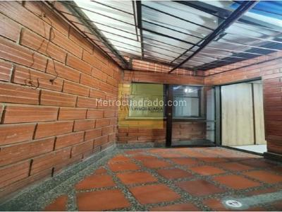 Apartamento de 3 alcobas en venta en Sector Simon Bolivar, Medellín, 80 m² · foto 12 de 14