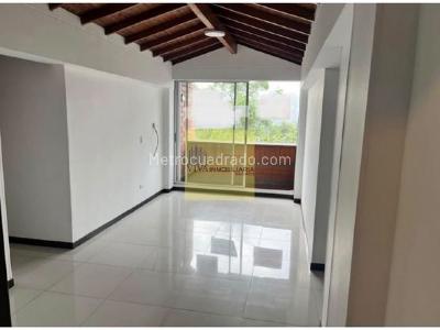 Apartamento en venta en Loma De Los Bernal, Medellín · foto 17 de 17