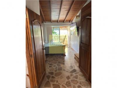 Casa de 3 alcobas en venta en Niquia, Bello, 84 m² · foto 6 de 20