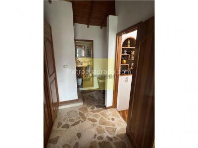 Casa de 3 alcobas en venta en Niquia, Bello, 84 m² · foto 12 de 20