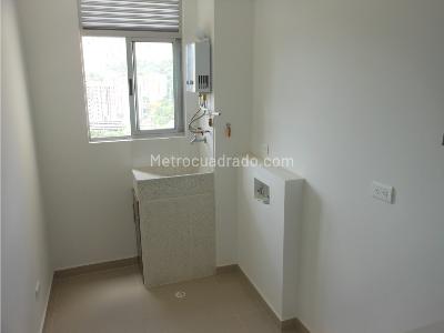 Apartamento de 3 alcobas en venta en Cabañas, Bello, 78 m² · foto 6 de 20