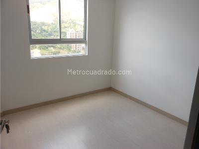 Apartamento de 3 alcobas en venta en Cabañas, Bello, 78 m² · foto 16 de 20