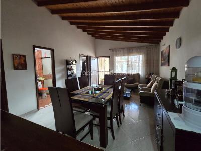 Apartamento de 4 alcobas en venta en Cabañas, Bello, 110 m² · foto 4 de 19