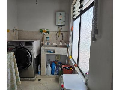Apartamento de 4 alcobas en venta en Cabañas, Bello, 110 m² · foto 6 de 19