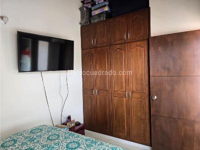 Apartamento de 4 alcobas en venta en Cabañas, Bello, 110 m² · foto 8 de 19