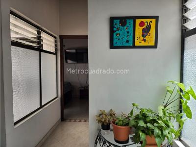 Apartamento de 4 alcobas en venta en Cabañas, Bello, 110 m² · foto 9 de 19