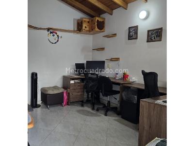Apartamento de 4 alcobas en venta en Cabañas, Bello, 110 m² · foto 11 de 19