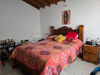 Apartamento de 4 alcobas en venta en Cabañas, Bello, 110 m² · foto 12 de 19