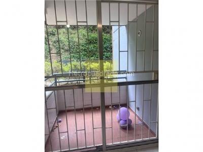 Apartamento de 3 alcobas en venta en Madera, Bello, 56 m² · foto 4 de 19