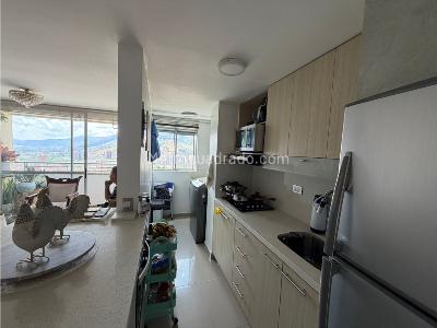 Apartamento de 3 alcobas en venta en Amazonia, Bello, 67 m² · foto 3 de 20