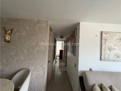 Apartamento de 3 alcobas en venta en Amazonia, Bello, 67 m² · foto 8 de 20