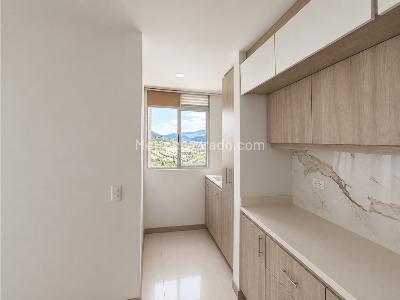 Apartamento de 3 alcobas en venta en Niquia, Bello, 92 m² · foto 7 de 20