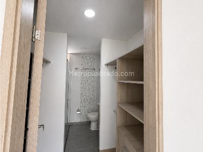 Apartamento de 3 alcobas en venta en Niquia, Bello, 92 m² · foto 18 de 20