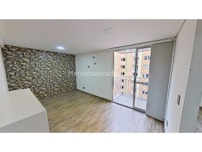 Apartamento de 3 alcobas en venta en Guasimalito, Bello, 50 m² · foto 11 de 18