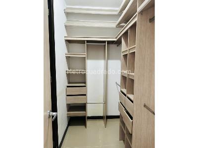 Apartamento de 3 alcobas en venta en Niquia, Bello, 92 m² · foto 10 de 11