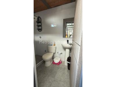 Casa de 5 alcobas en venta en El Tesoro, Neiva, 270 m² · foto 9 de 20