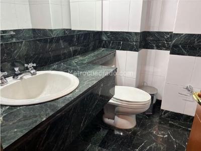 Apartamento en venta en Los Rosales, Bogotá · foto 10 de 13