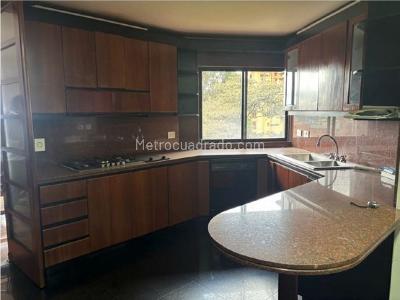 Apartamento en venta en Los Rosales, Bogotá · foto 11 de 13