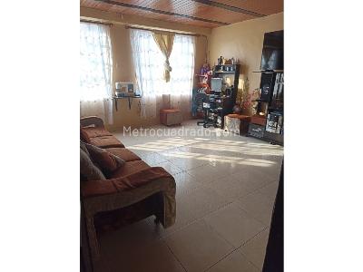 Casa de 3 alcobas en venta en Compartir, Soacha, 121 m² · foto 9 de 20