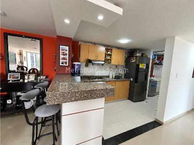 Apartamento de 3 alcobas en venta en Mesopotamia, Tunja, 94 m² · foto 3 de 13