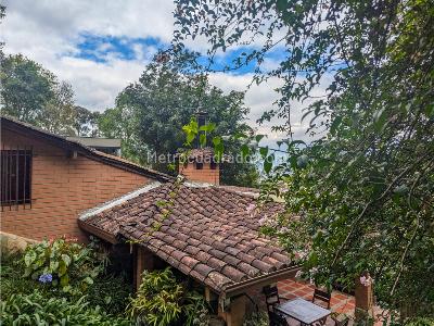 Casa de 5 alcobas en venta en Los Balsos, Medellín, 1150 m² · foto 4 de 20