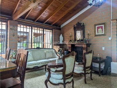 Casa de 5 alcobas en venta en Los Balsos, Medellín, 1150 m² · foto 14 de 20