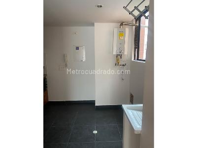 Apartamento de 3 alcobas en venta en Ciudad Jardin Nte, Bogotá, 87 m² · foto 4 de 13