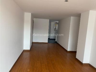 Apartamento de 3 alcobas en venta en Ciudad Jardin Nte, Bogotá, 87 m² · foto 5 de 13
