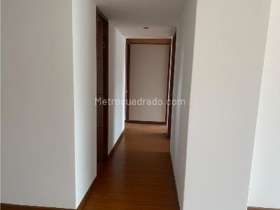 Apartamento de 3 alcobas en venta en Ciudad Jardin Nte, Bogotá, 87 m² · foto 6 de 13
